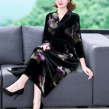 2023 Женское новое Черное платье из высококачественного бархата с длинным рукавом и V-образным вырезом, Корейское модное повседневное платье, Весеннее элегантное вечернее платье